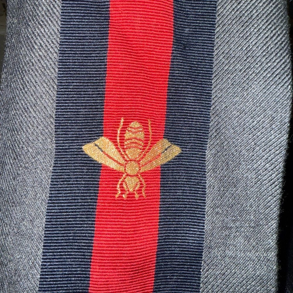 Adults unisex scarf brand new with tags and box - Picture 2 of 2